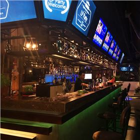 進口專業音響設備入駐娛樂露天酒吧