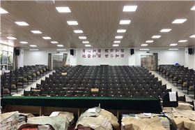 專業音響設備落戶昆明市宜良縣第三中學多功能廳