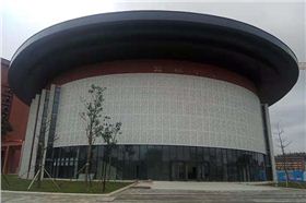 爵士龍專業(yè)舞臺音響系統(tǒng)助力廣東云浮藥科大學(xué)