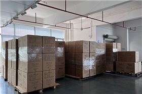 歐美客戶定制幾百套音響設(shè)備