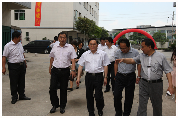 德州市長(zhǎng)蒞臨爵士龍指導(dǎo)工作