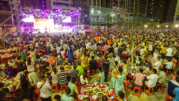 JSL舞臺音響助陣楊箕村大擺千桌酒席賀回遷