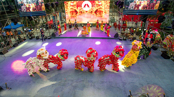 JSL舞臺音響助陣楊箕村大擺千桌酒席賀回遷