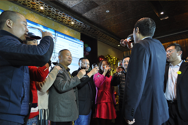 萬(wàn)昌音響公司2017年春節(jié)聯(lián)歡晚會(huì)