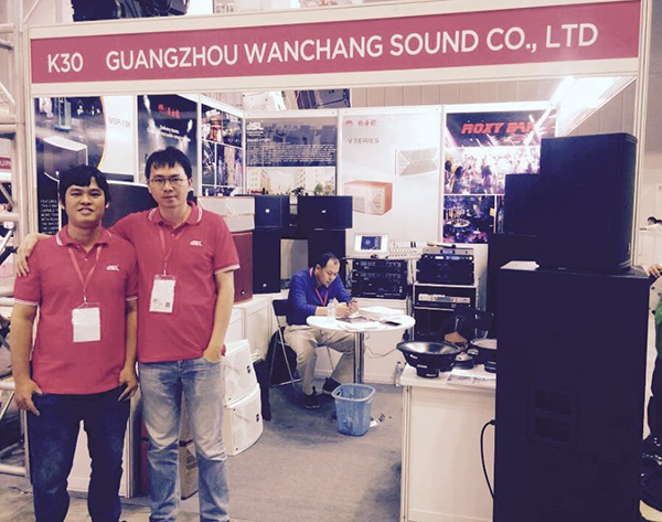 爵士龍音響品牌亮相2017越南燈光音響展