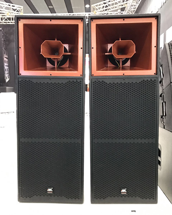 爵士龍舞臺音響設(shè)備