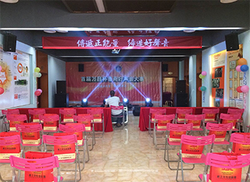 室內舞臺音響設備有哪些擺法?【爵士龍音響】