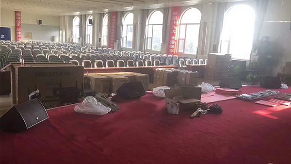 【山西】多功能廳采用8+2線陣音響系統