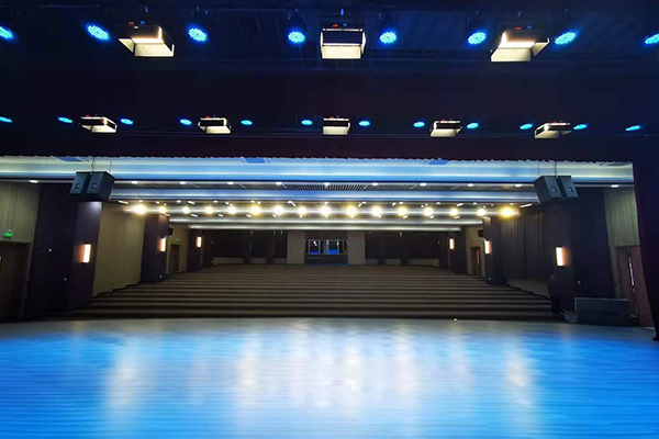 專業音響系統應用于佛山順德聚勝小學多功能廳【爵士龍音響】