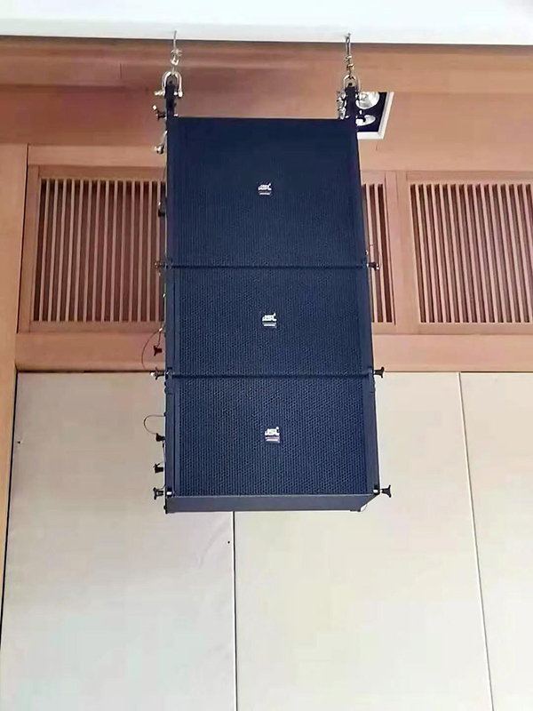 威海市藍湖賓館選用爵士龍GL有源線陣音響產品