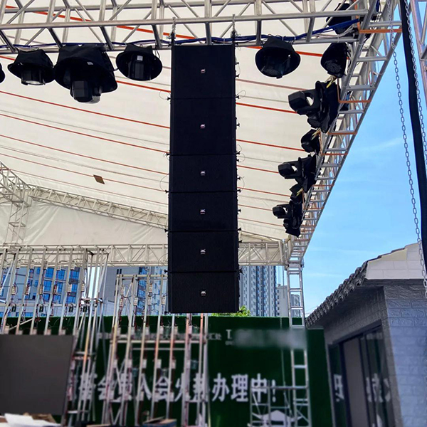 【爵士龍音響】JSL為湘西秘境小鎮首屆跳花節提供舞臺演出設備