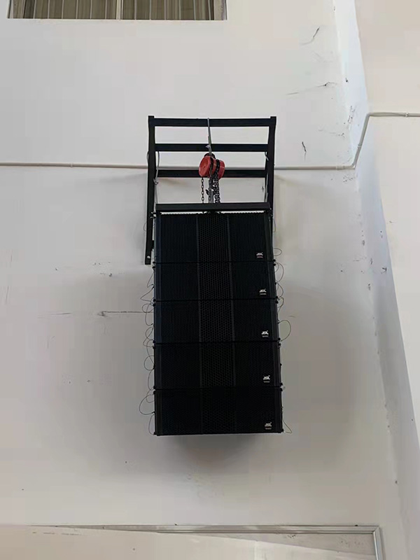 湖南婁底二中多功能體育館成功選用爵士龍JSL線陣音響系統(tǒng)