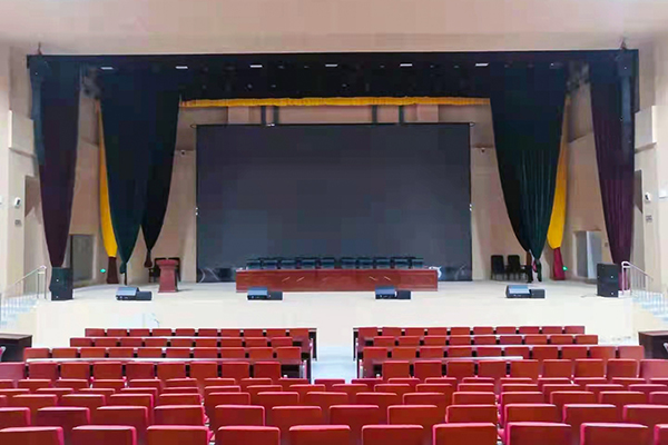 天津某校多功能廳選用爵士龍JSL數字有源線陣音響系統