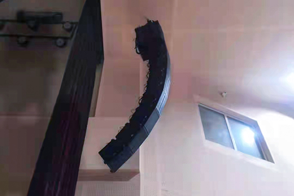 天津某校多功能廳選用爵士龍JSL數字有源線陣音響系統