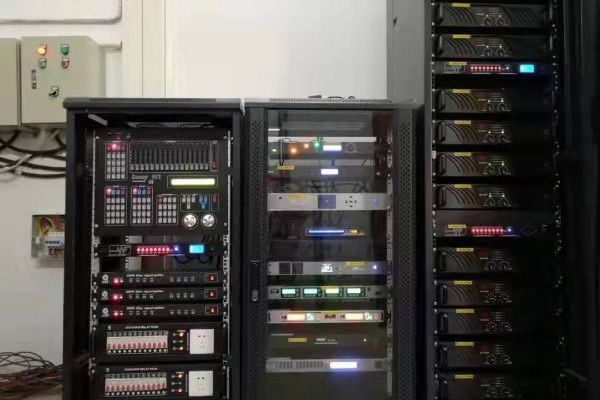 舞臺(tái)音響設(shè)備中調(diào)音臺(tái)調(diào)整事項(xiàng)【二】