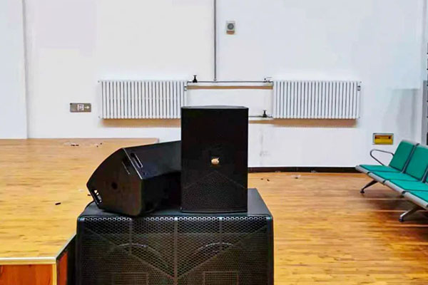 甘肅萬勝礦業有限公司應用爵士龍雙8線陣音箱系統