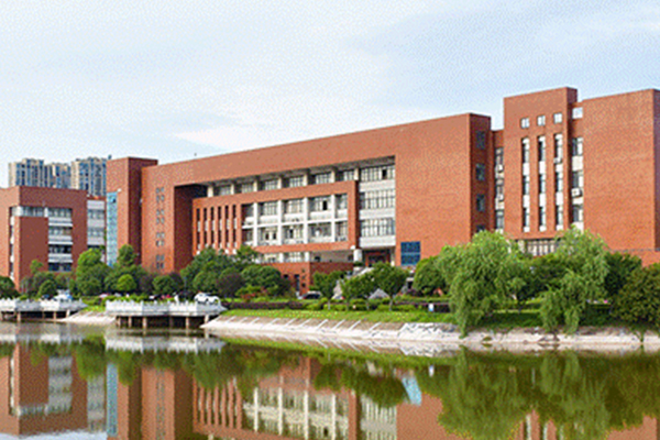 湖南工業(yè)大學(xué)經(jīng)濟(jì)與貿(mào)易學(xué)院會(huì)議室選用爵士龍專(zhuān)業(yè)音響