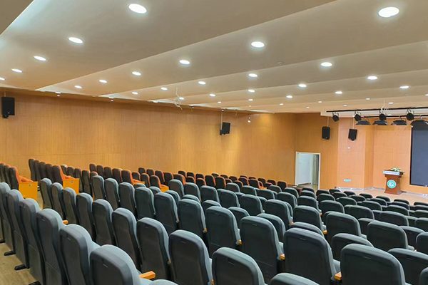 湖南長(zhǎng)沙某學(xué)校多功能體育館選用JSL爵士龍線陣音響系統(tǒng)