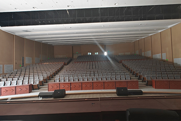 克州阿圖什市新城高級中學報告廳選用爵士龍專業音響