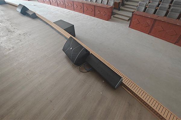 克州阿圖什市新城高級中學報告廳選用爵士龍專業音響