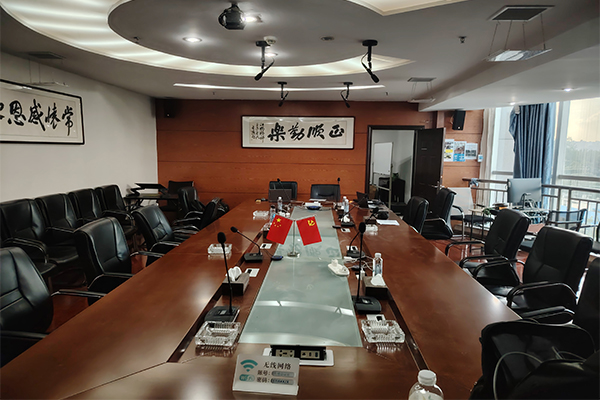 爵士龍音響,奏響江特電機會議室的高效樂章