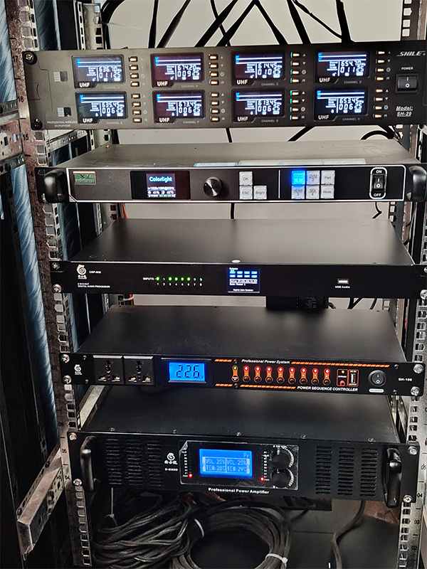 爵士龍音響,奏響江特電機會議室的高效樂章