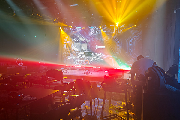 爵士龍音響-九潮音樂餐吧音響系統,享受美食與音樂的雙重盛宴