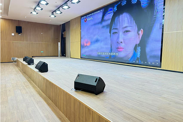 爵士龍音響助力長沙雨花湘一外國語學校打造智慧報告廳