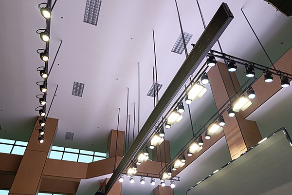 爵士龍音響助力龍山縣第一中學(xué)打造多功能學(xué)術(shù)殿堂