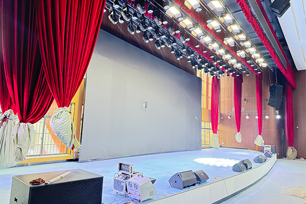 爵士龍音響為宜章職校報告廳打造聲學新體驗