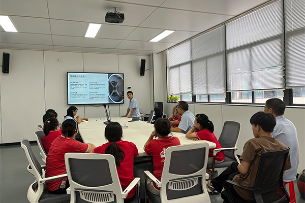 精益求精,追求卓越 —— 萬昌音響開展每周例行產(chǎn)品質(zhì)量培訓(xùn)