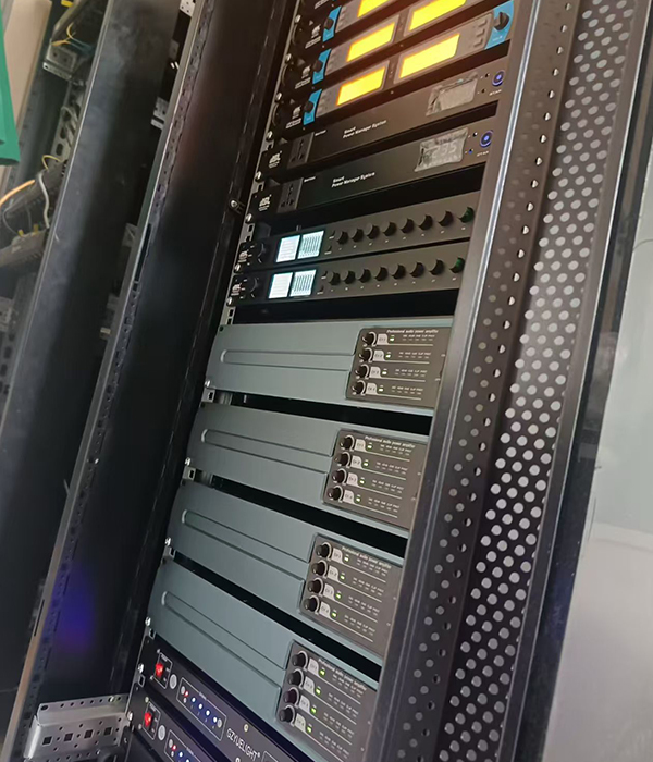 專業適配校園場景!爵士龍線陣音響點亮泉州某學校體育館